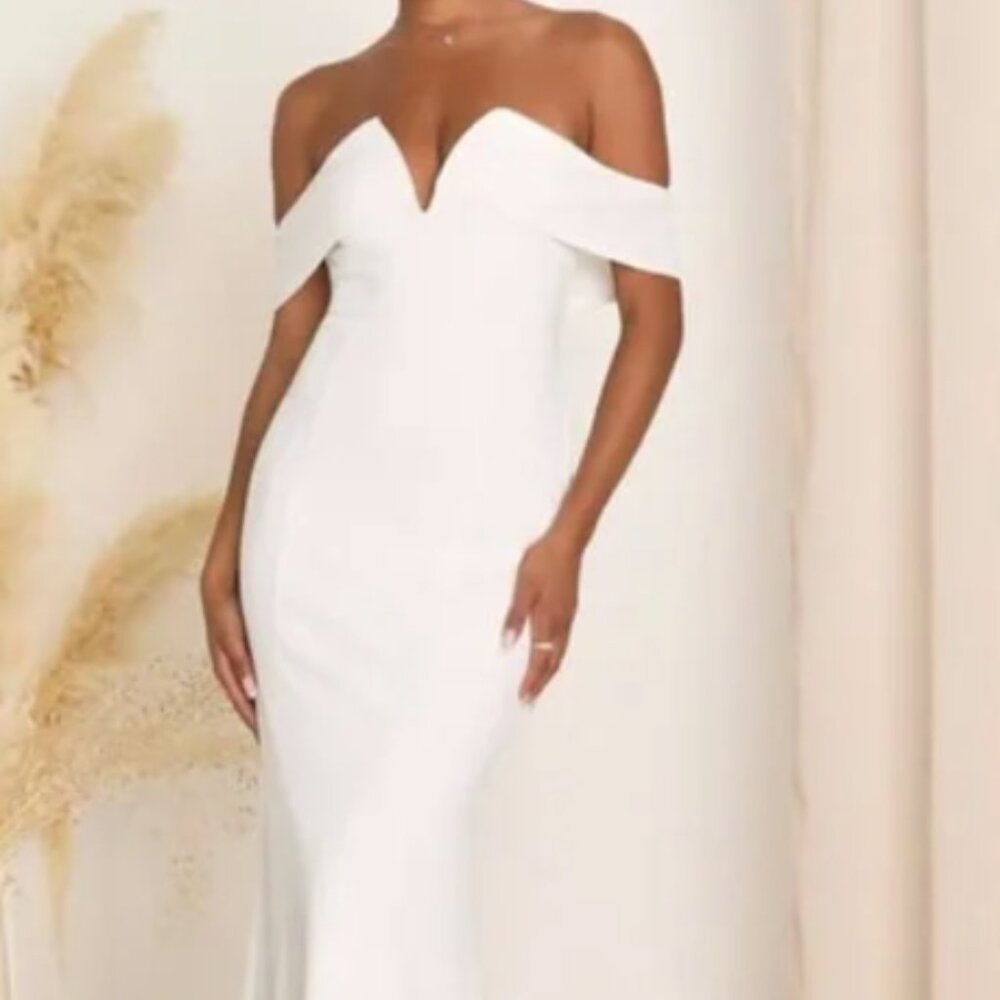 Elegant White Mermaid Off the Shoulder Maxi Dress